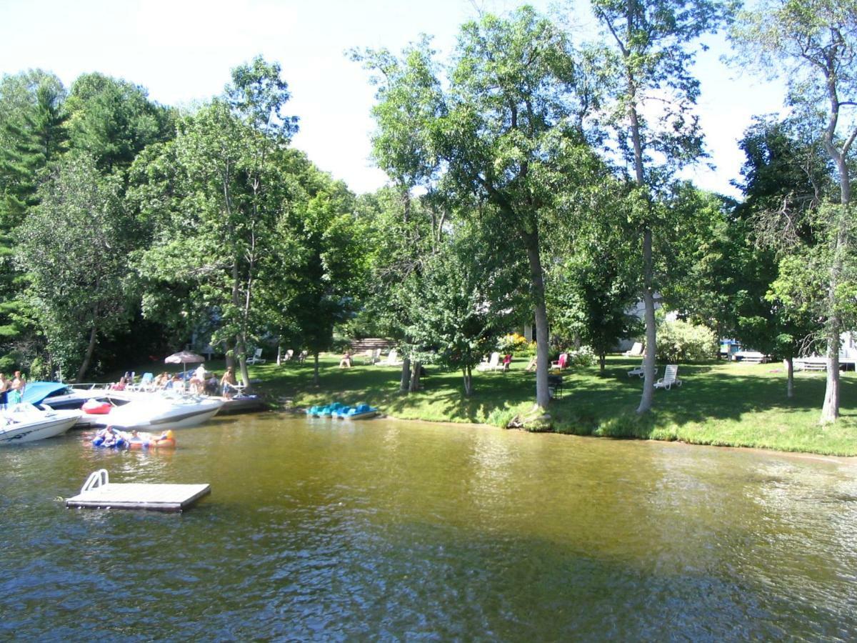 Beachside On Lake Muskoka Port Carling Bagian luar foto